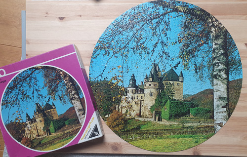 Puzzle mit Verpackung